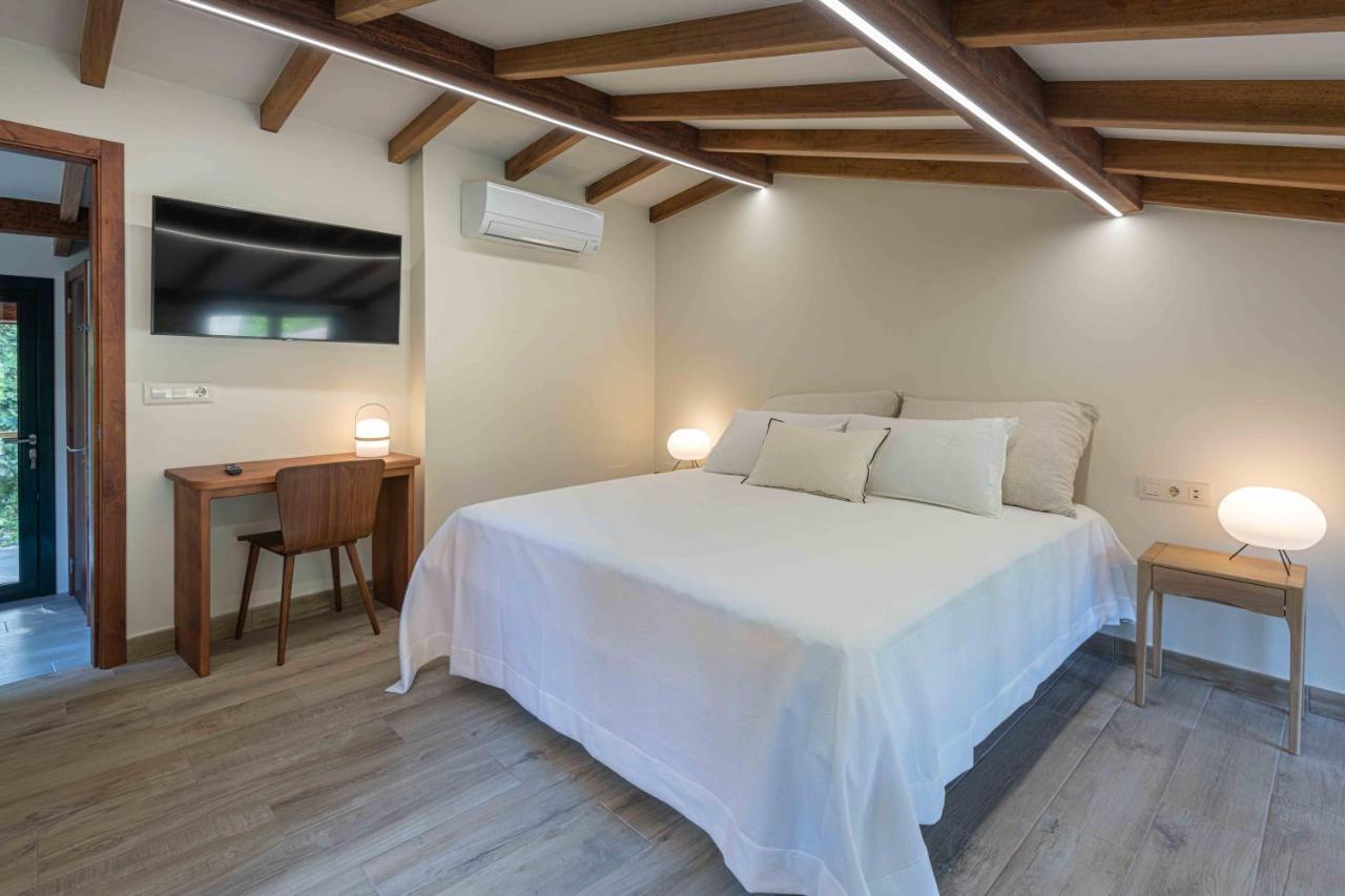 Entre Os Rios - Casa Rural Y Enoturismo A Pobra do Caramiñal Eksteriør billede
