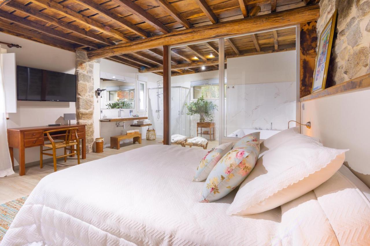 Entre Os Rios - Casa Rural Y Enoturismo A Pobra do Caramiñal Eksteriør billede
