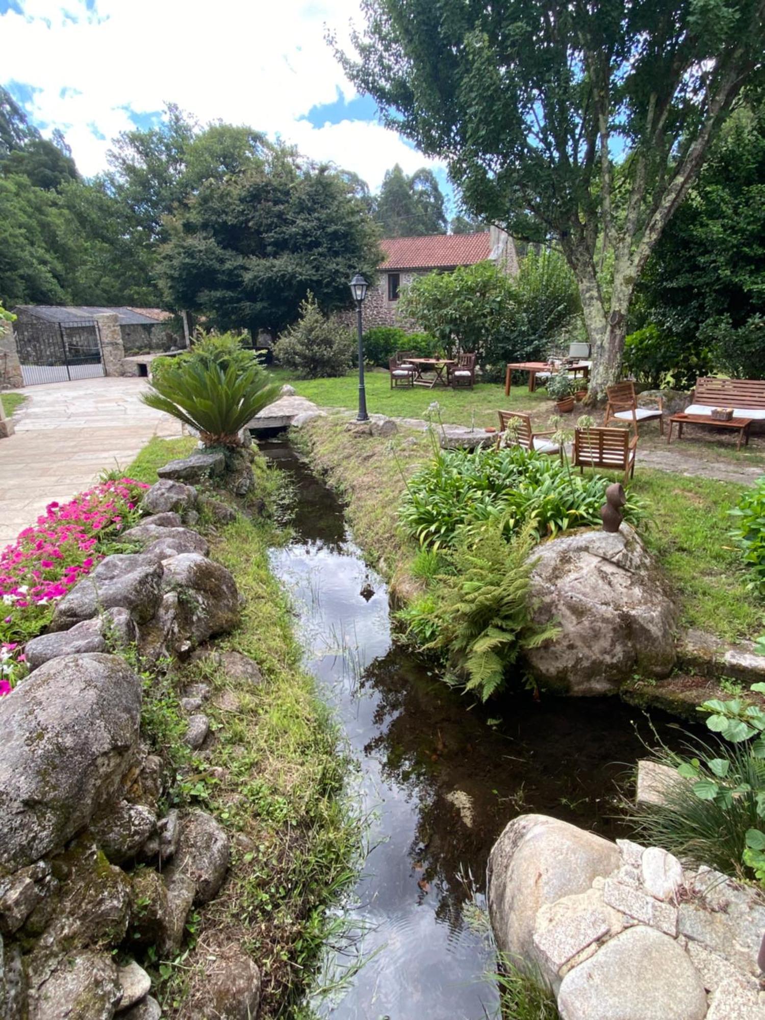 Entre Os Rios - Casa Rural Y Enoturismo A Pobra do Caramiñal Eksteriør billede